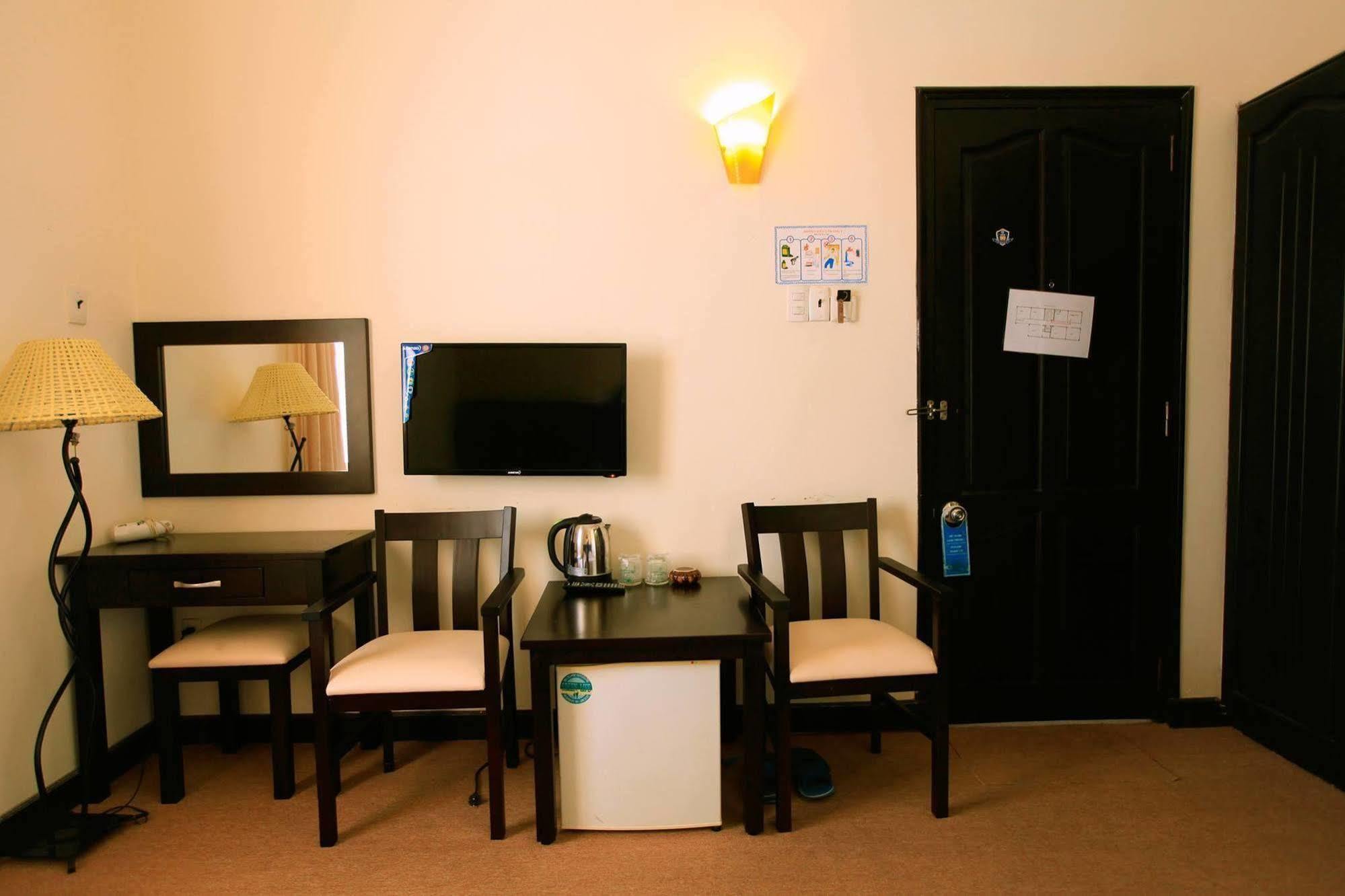 נה טראנג 7S Hotel Cuong Long מראה חיצוני תמונה