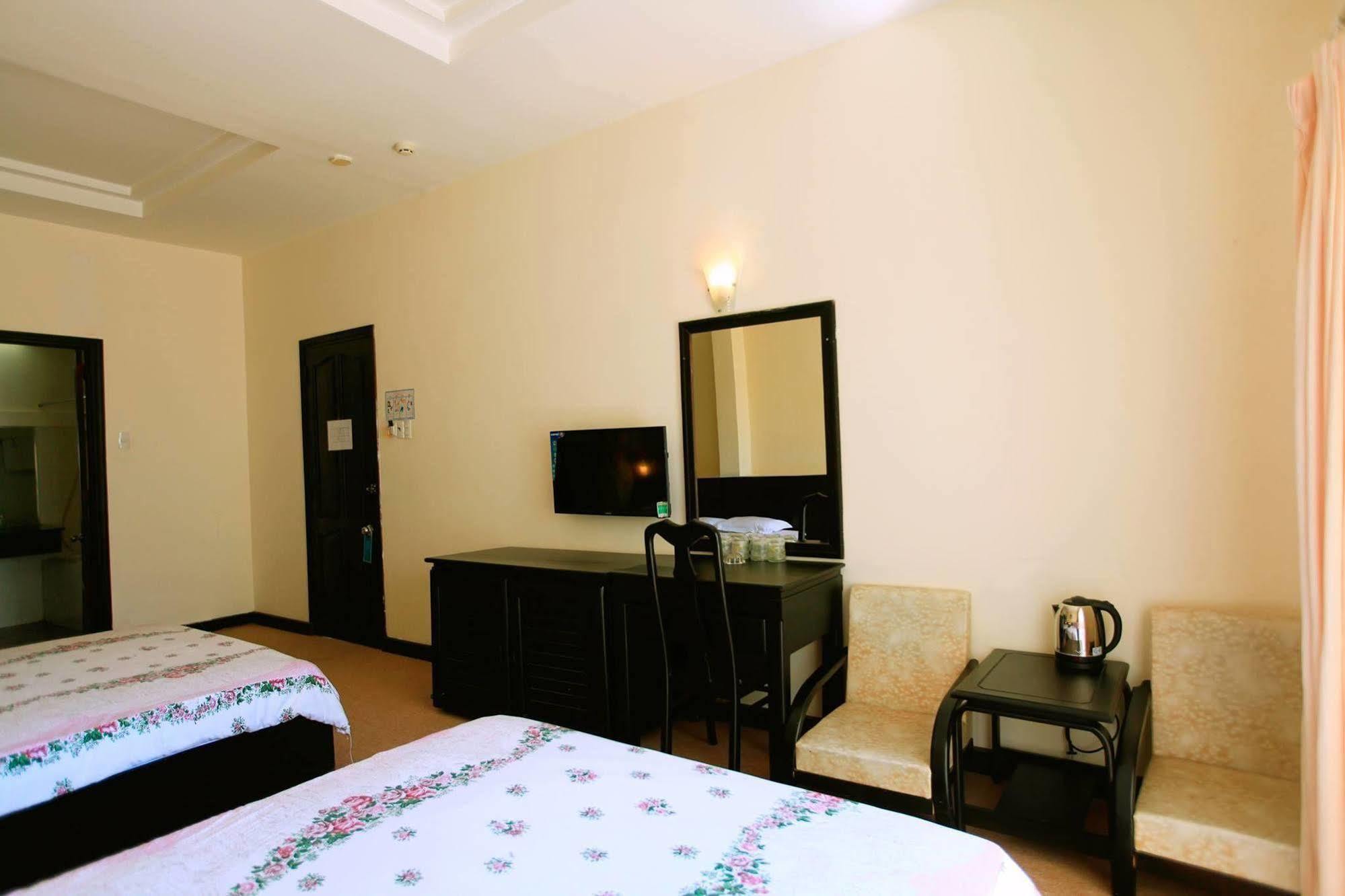נה טראנג 7S Hotel Cuong Long מראה חיצוני תמונה